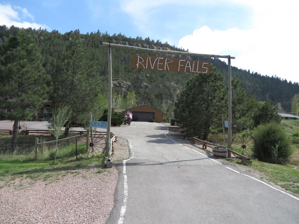 River Falls Lodging -Black Hills, South Dakota Hot Springs Bagian luar foto